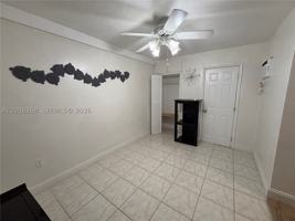 featured image of 1061 Ne 137th St #1