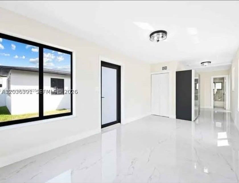 721 Sw 5th Ct #0 - Photo 2 of 4