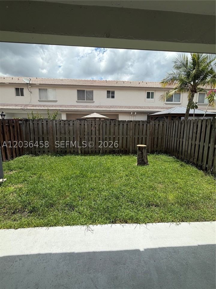 7455 Sw 162nd Pl #NA - Photo 2 of 34