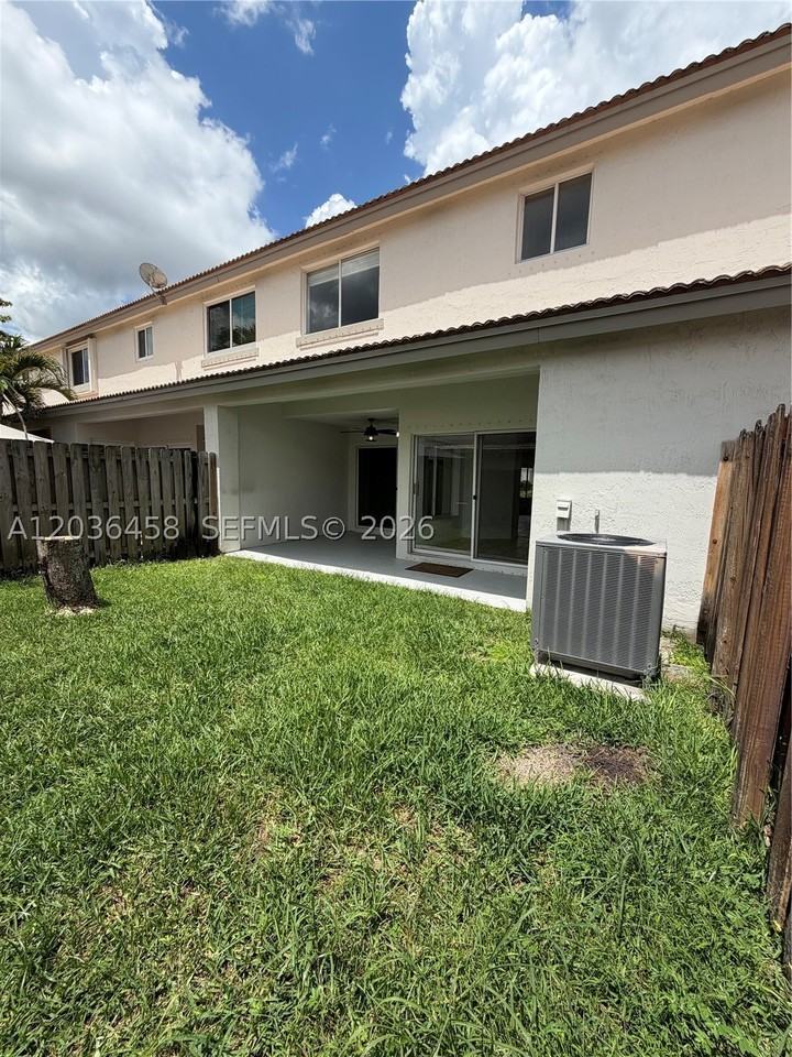 7455 Sw 162nd Pl #NA - Photo 6 of 34