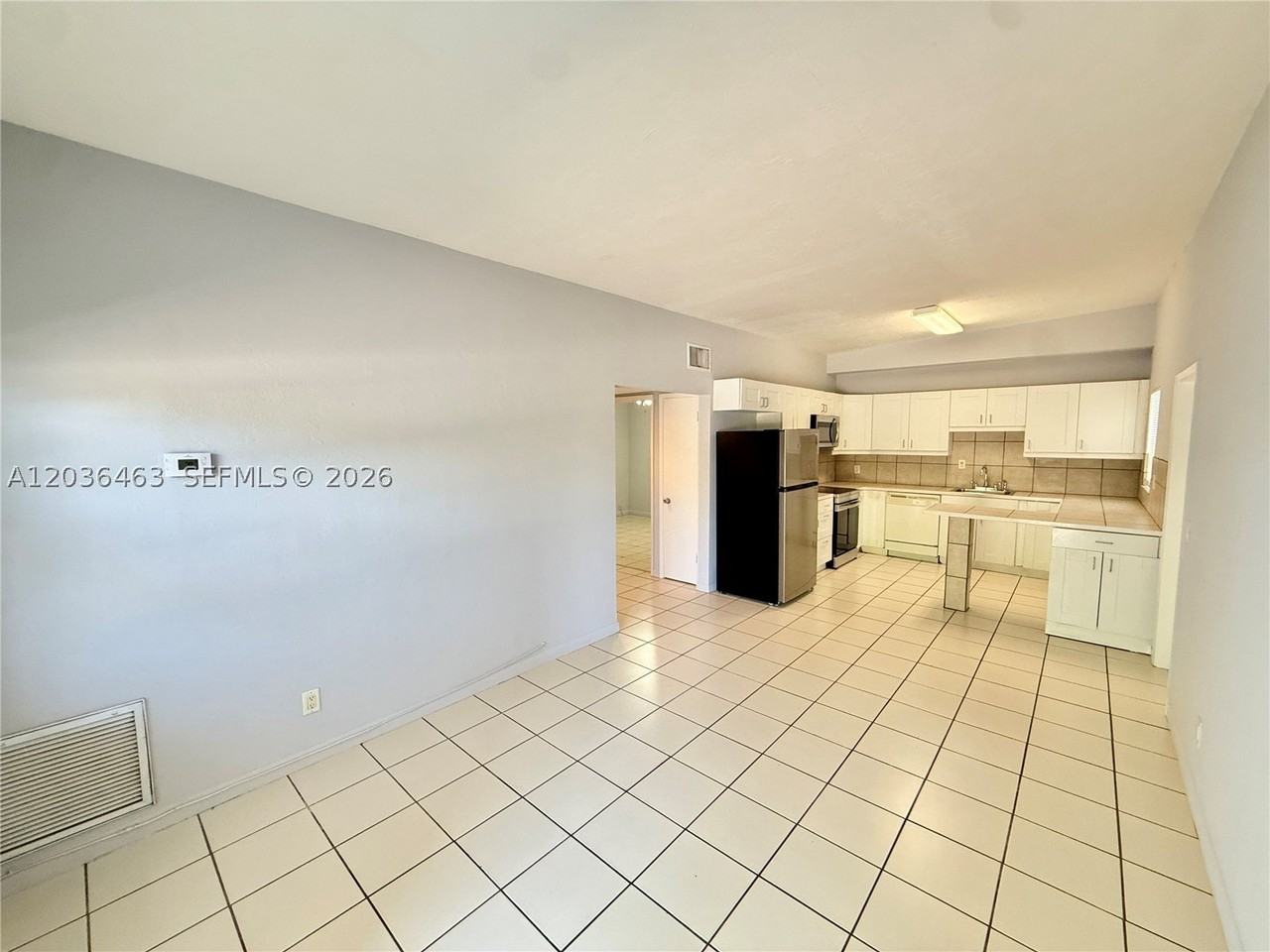2503 Nw 5th Ave #1 - Photo 2 of 11
