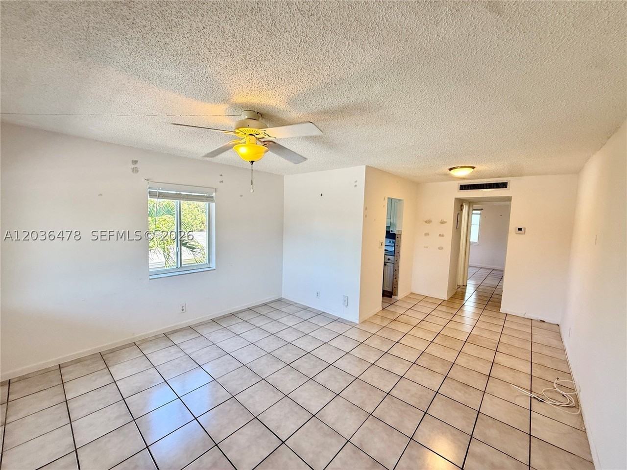 912 Ne 17th Ct #4 - Photo 7 of 7