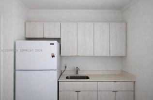 572 Ne 67th St #5 - Photo 1 of 1