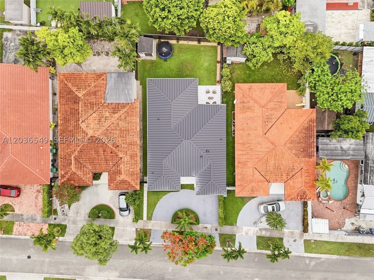 881 Nw 133rd Ave #0 - Photo 4 of 41