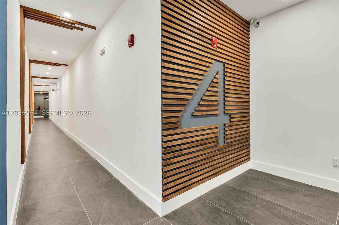 2100 Miami Rd #401 - Photo 4 of 29