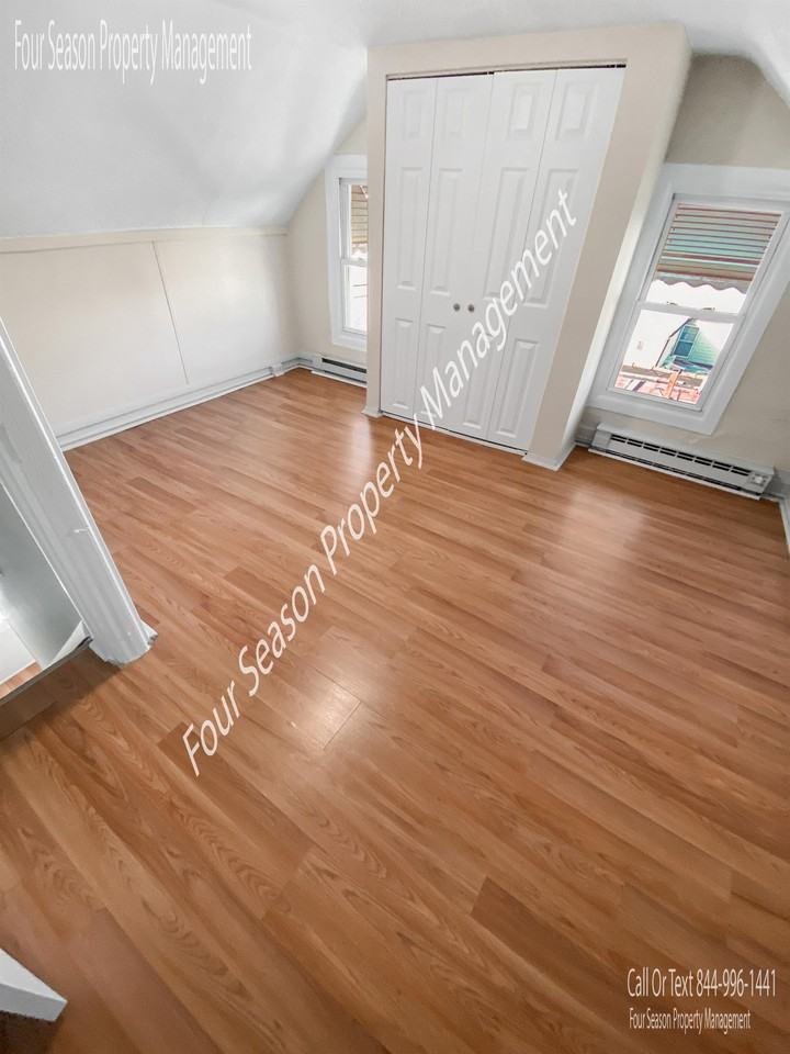 244 Winter St #1 - Photo 6 of 11