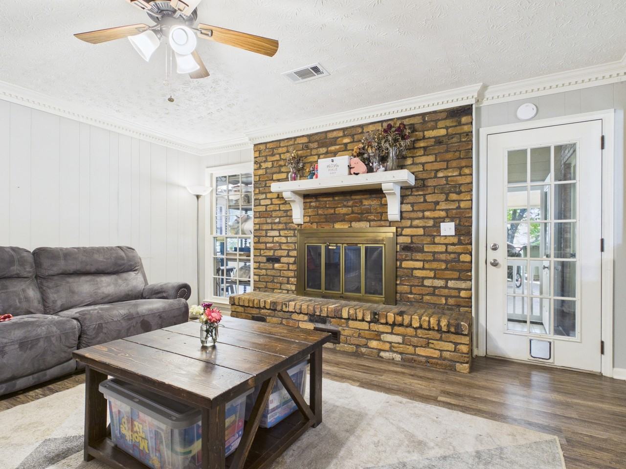 1332 Autumnridge Dr #1 - Photo 2 of 30