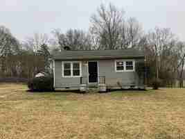 featured image of 2427 Twin Ave #1