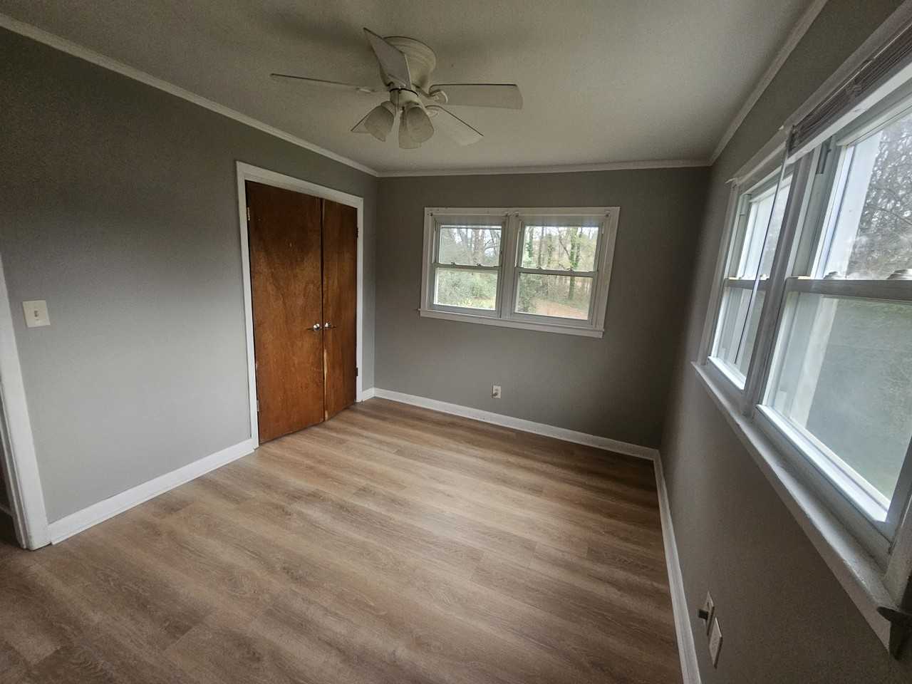 2427 Twin Ave #1 - Photo 6 of 10