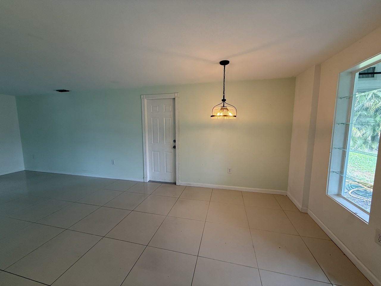 3211 Mayflower St #1 - Photo 6 of 17