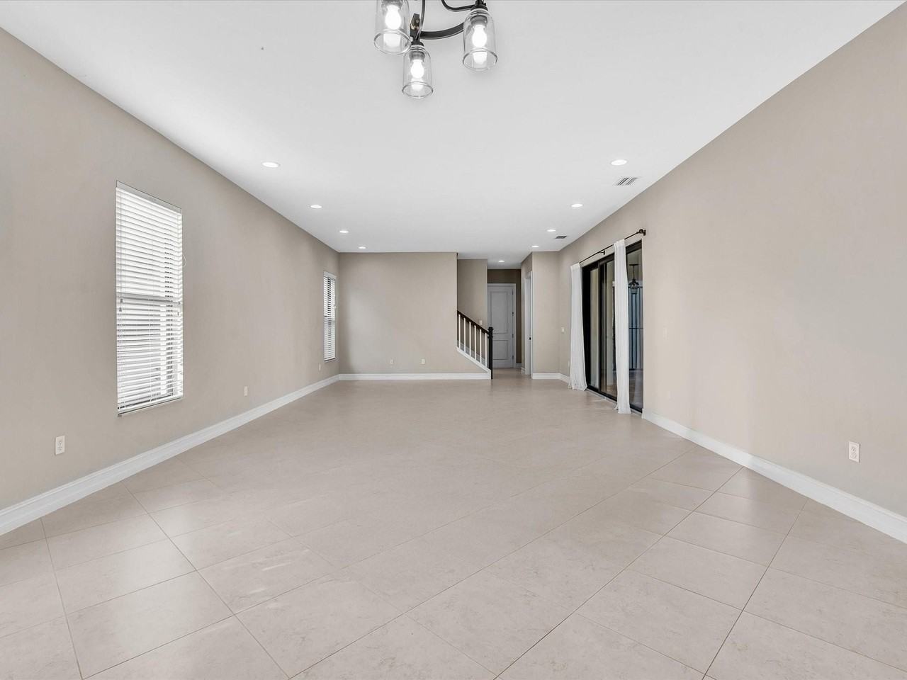 10630 Sw 55th St - Photo 6 of 49