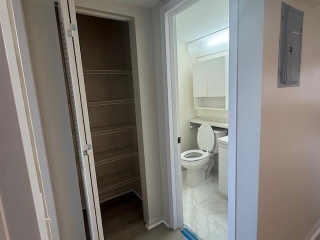 4078 Exeter E #E - Photo 6 of 39