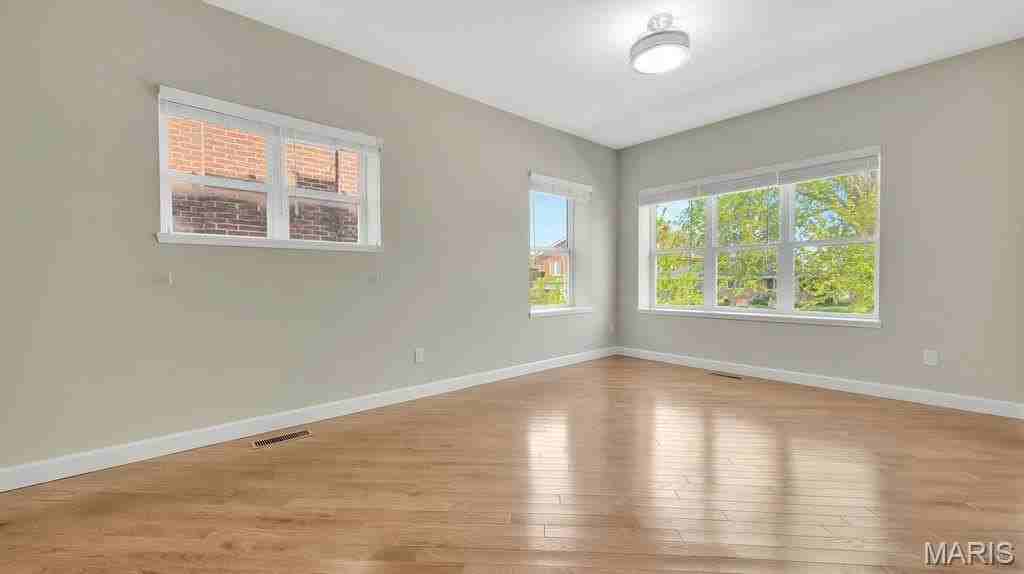 3908 Mcdonald Ave #1F - Photo 7 of 40