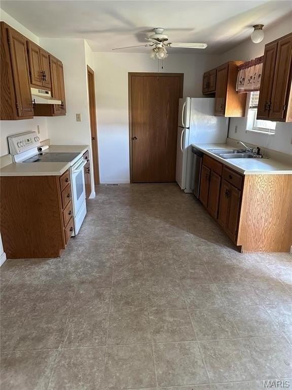 842 Southgate Dr - Photo 4 of 11