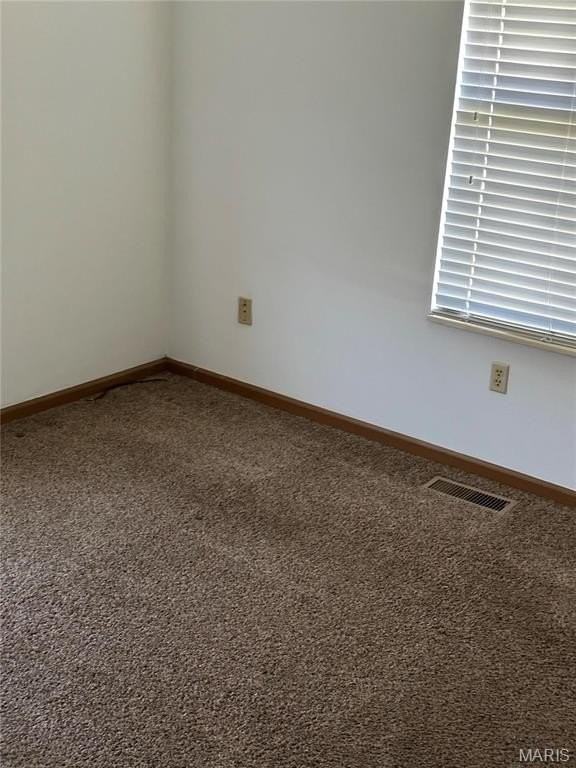 842 Southgate Dr - Photo 5 of 11