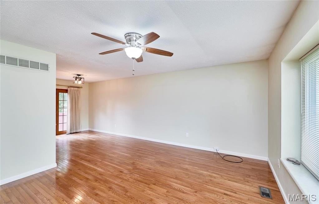 241 Valleyoak Ct - Photo 3 of 50