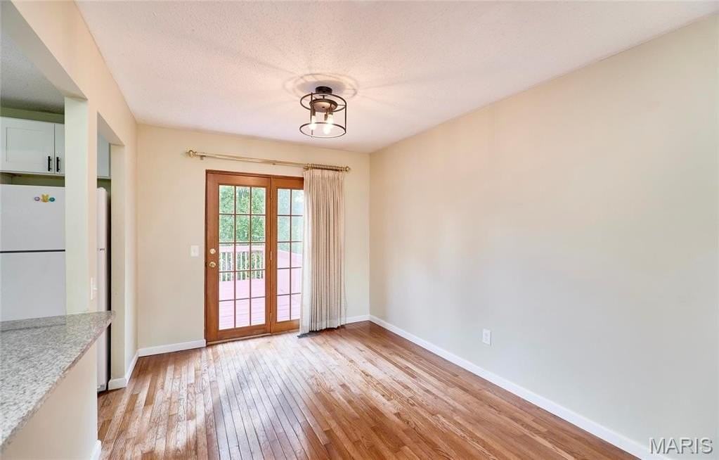 241 Valleyoak Ct - Photo 5 of 50