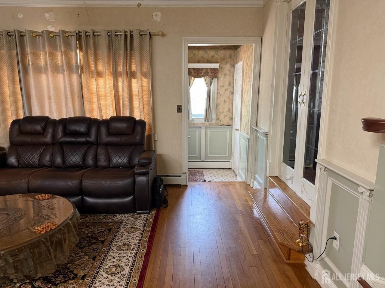 118 Swarthmore Ter - Photo 3 of 28