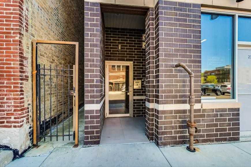 2341 W North Ave - Photo 2 of 10