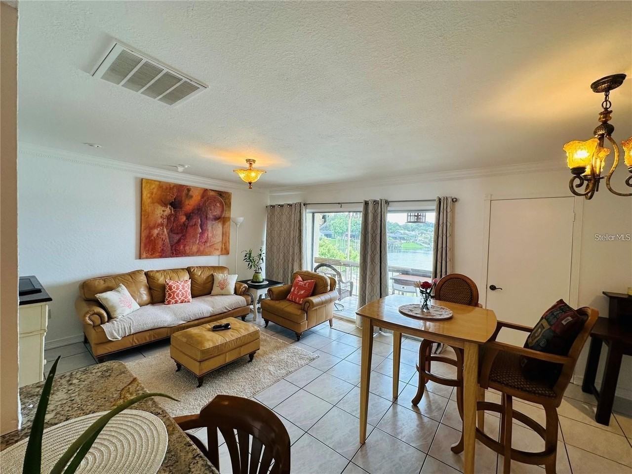 614 Orange Dr #200 - Photo 3 of 16