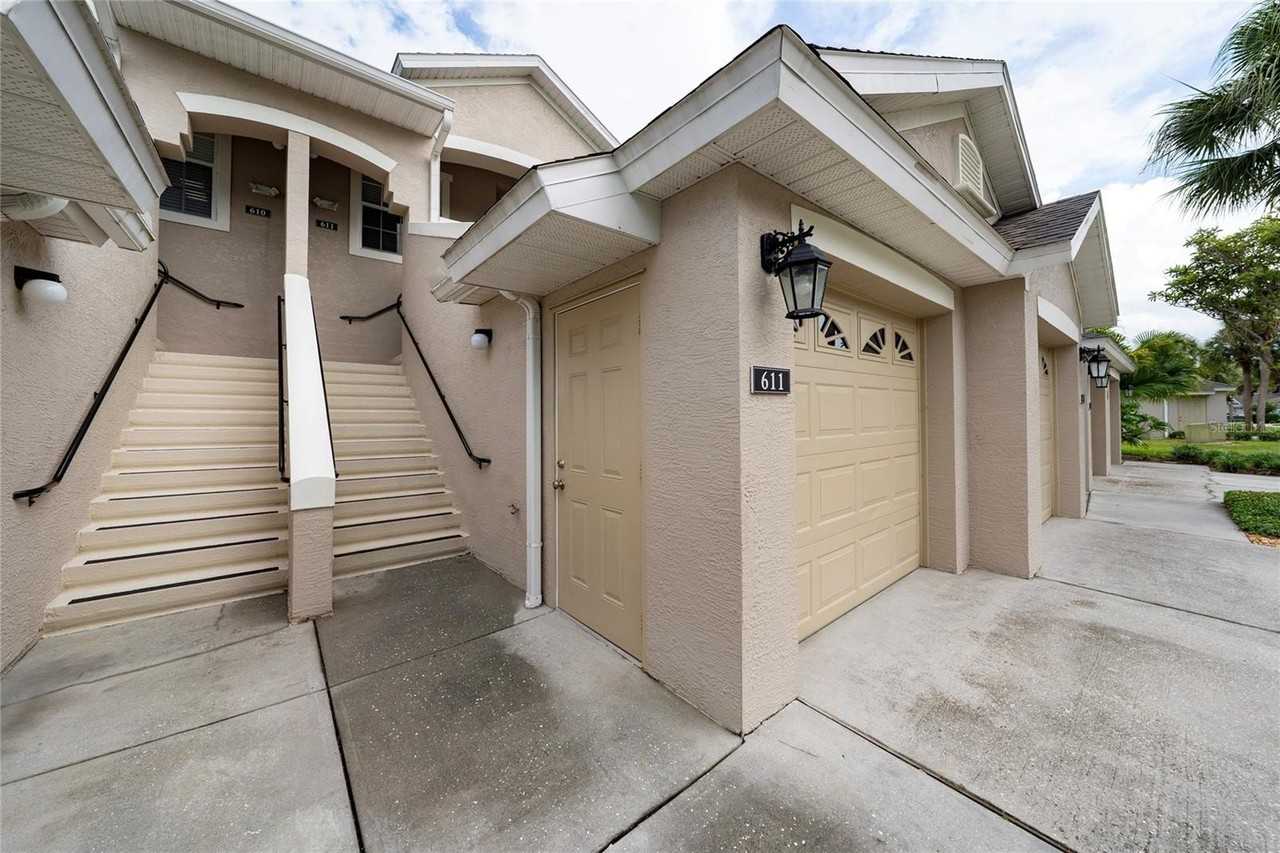9417 Myrtle Creek Ln #611 - Photo 5 of 40