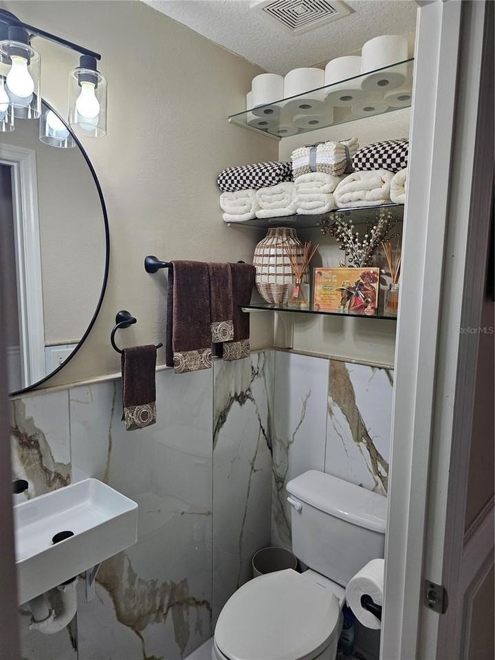 116 Flatfish Ct - Photo 4 of 4