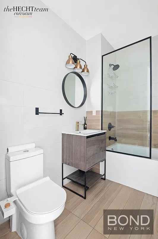 776 Franklin Ave - Photo 5 of 6