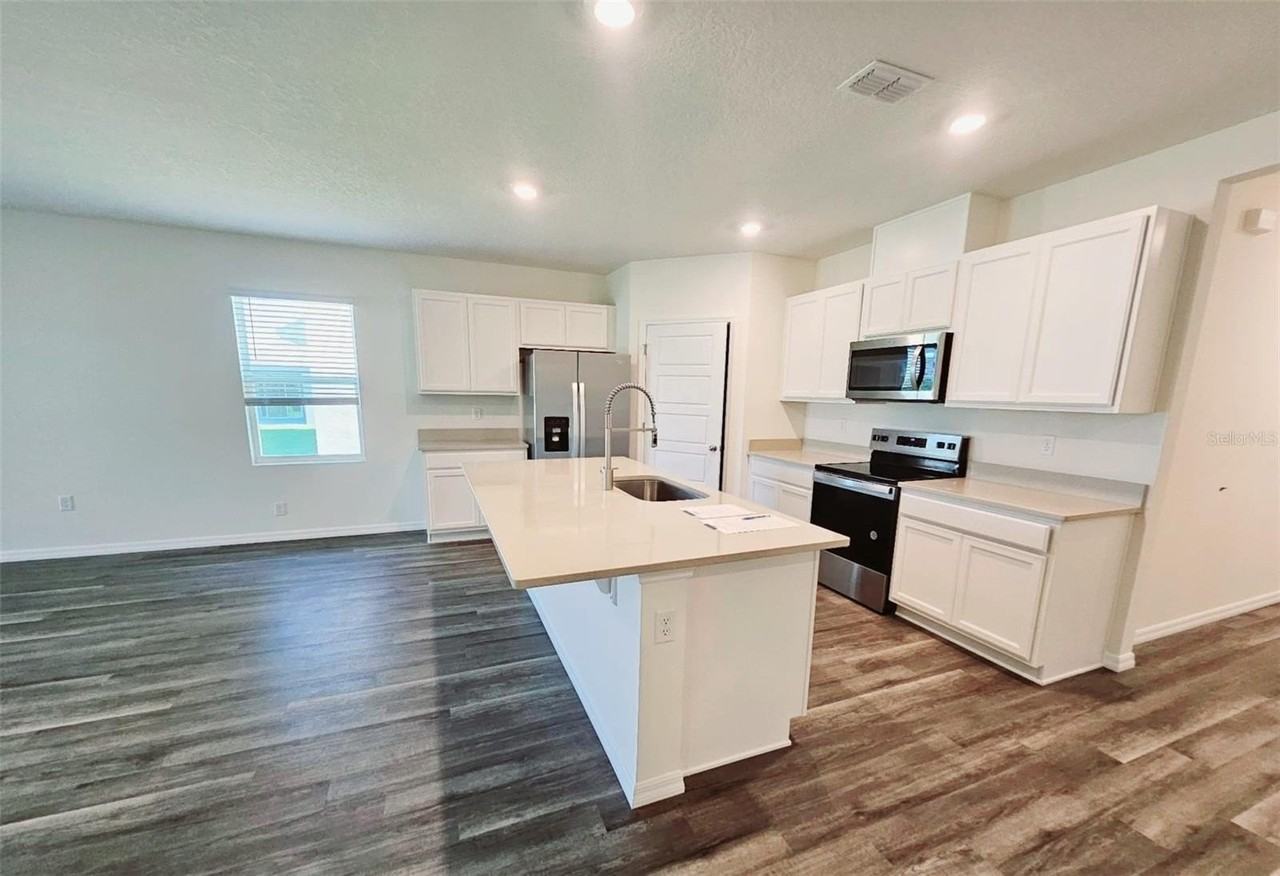 1237 Limbali St - Photo 3 of 17