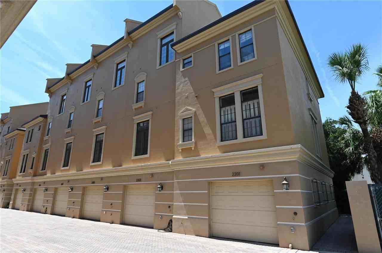 2201 Soho Bay Ct - Photo 2 of 14