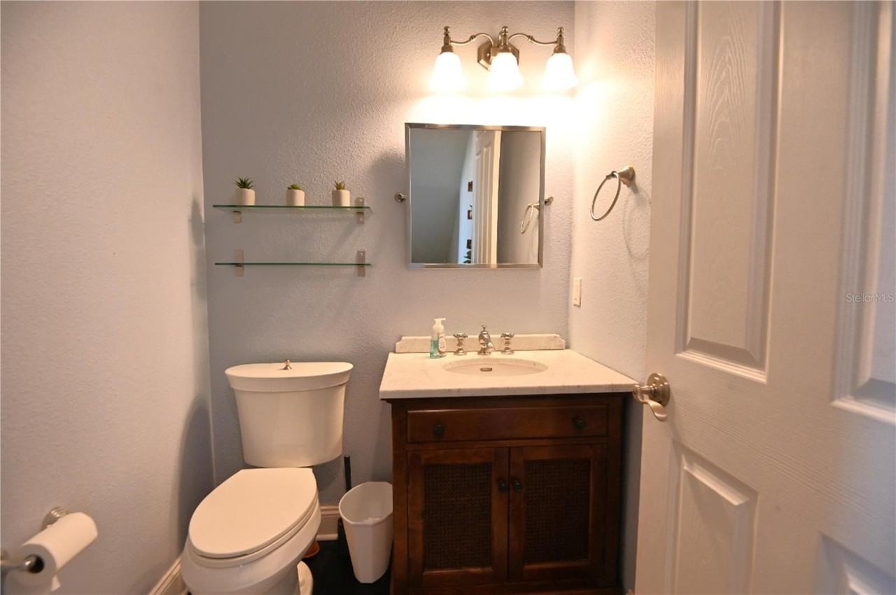 2201 Soho Bay Ct - Photo 6 of 14