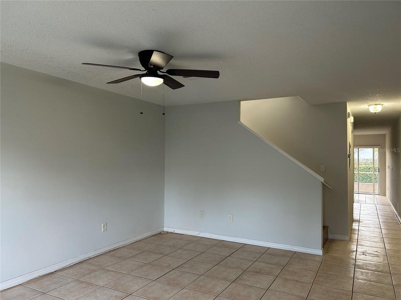 1727 Fluorshire Dr - Photo 5 of 40