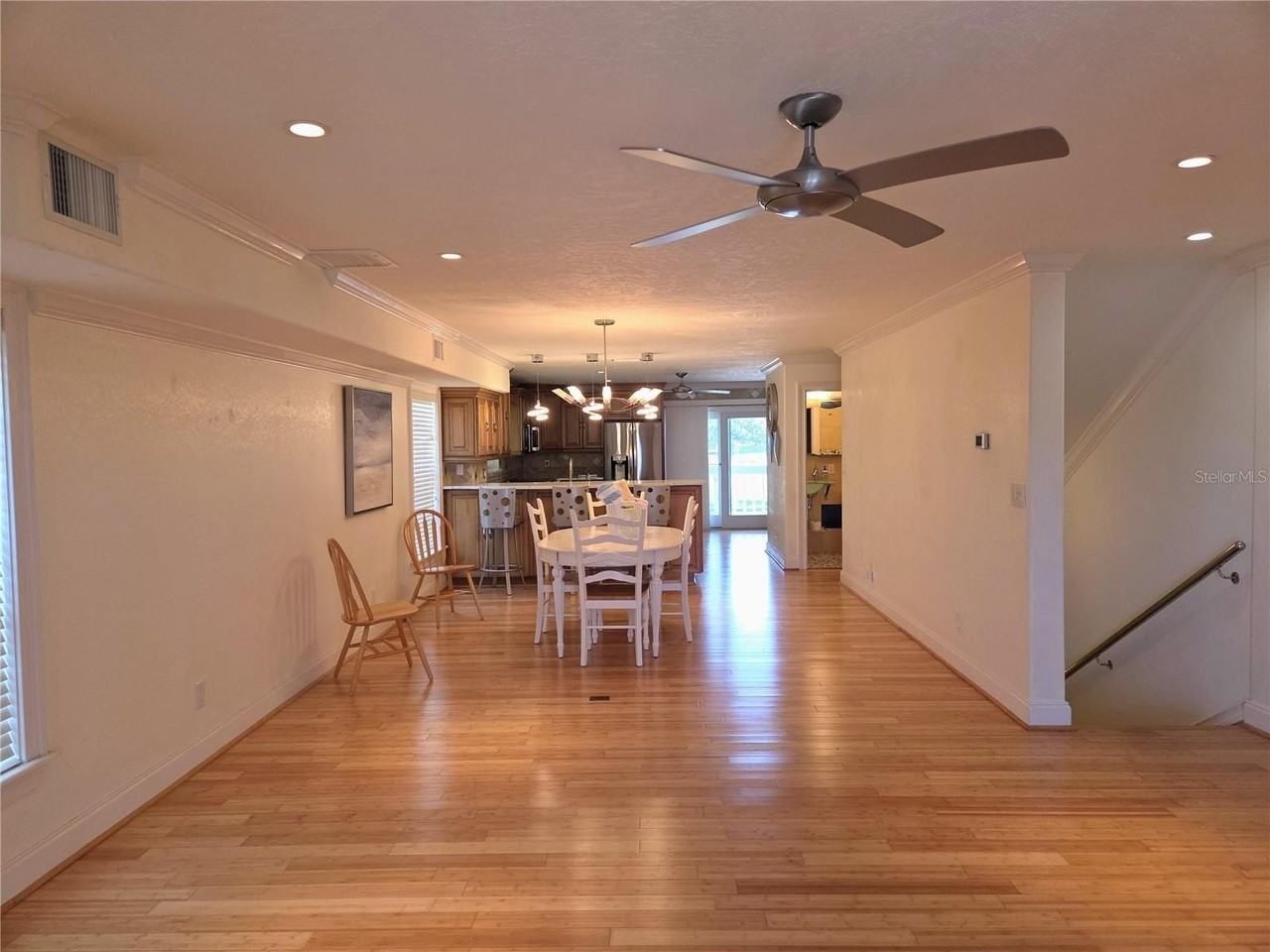 11820 Capri Cir S - Photo 2 of 50