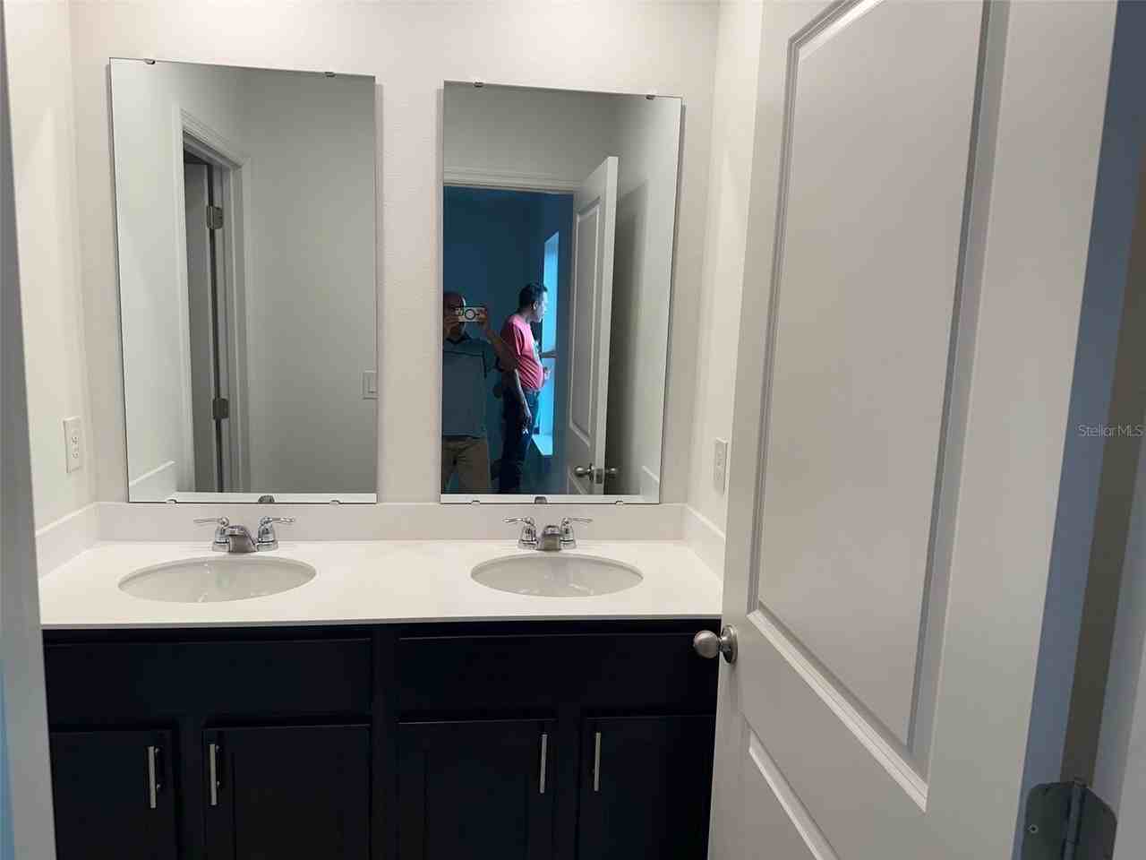 737 Maple Oak Dr - Photo 4 of 9