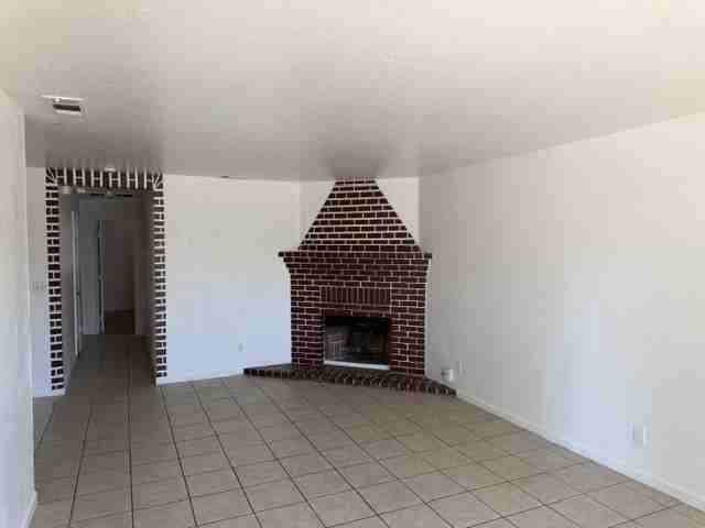 804 Niles Ct #1 - Photo 3 of 44