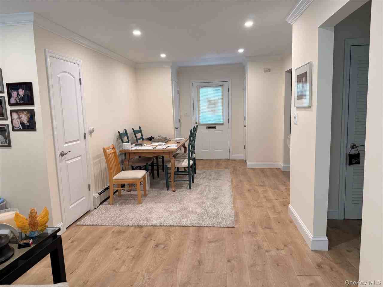 12 Harbour Ln #8A - Photo 2 of 10