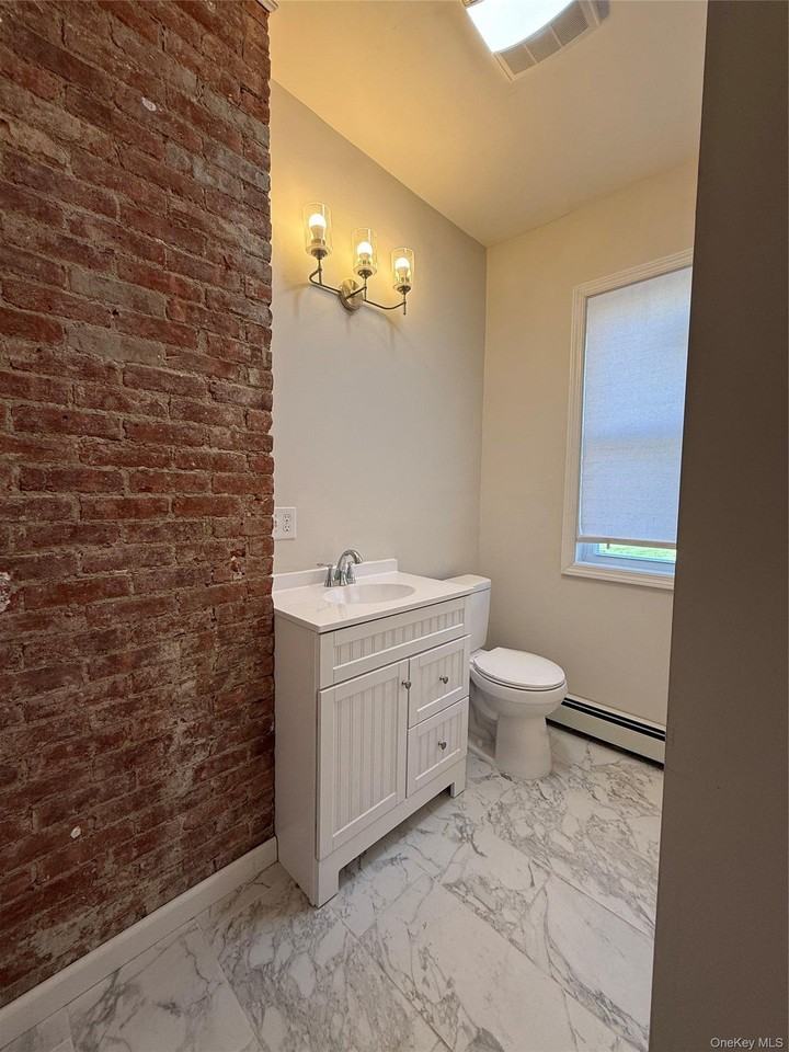 228 Mansion St - Photo 7 of 7