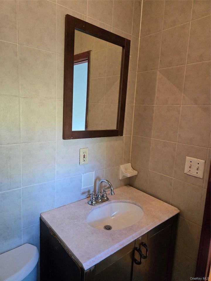 1153 Commonwealth Ave #2 - Photo 6 of 8