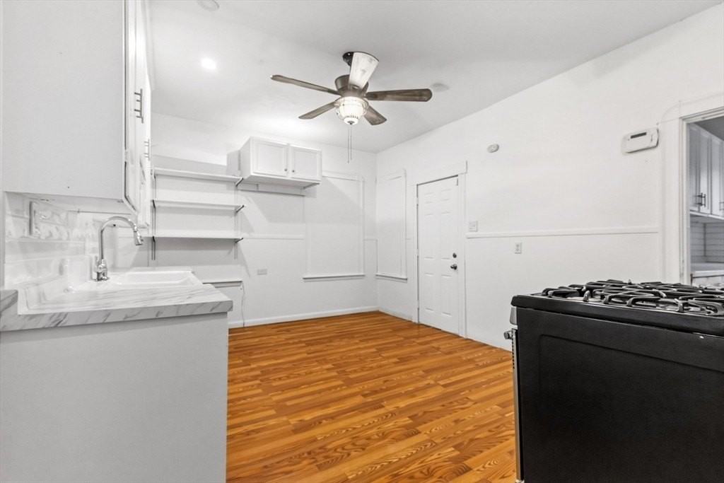 398 Spring St #1 - Photo 5 of 24