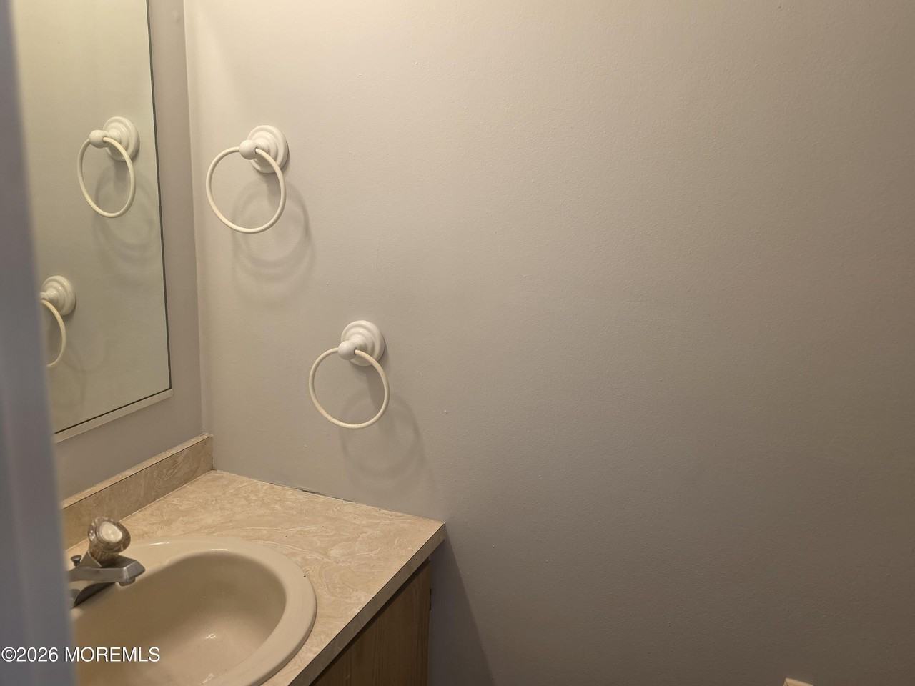 421 Ibis Ct - Photo 7 of 17