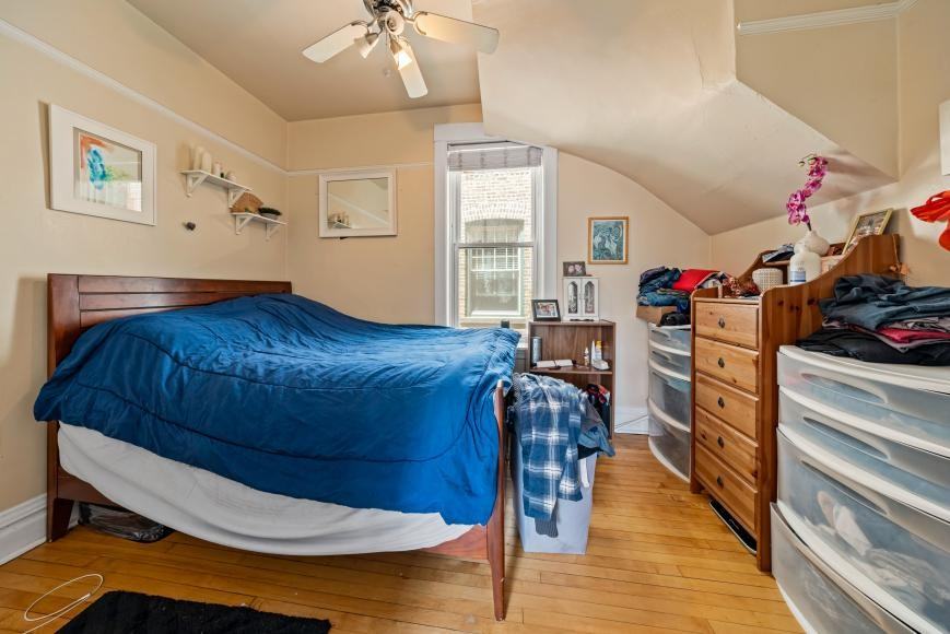 3614 N Hoyne Ave - Photo 7 of 10