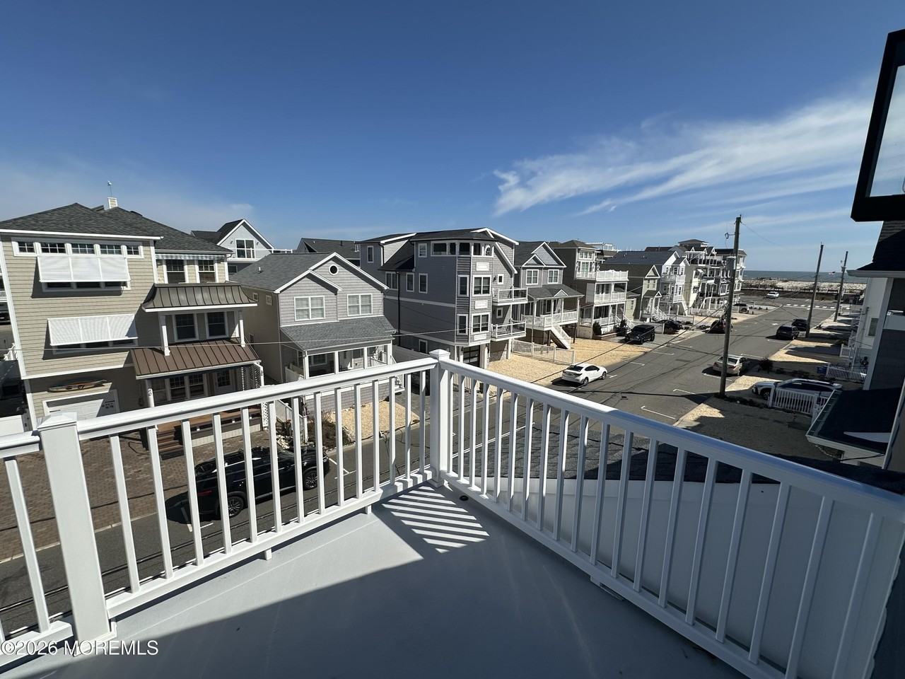39 Coolidge Ave - Photo 4 of 20