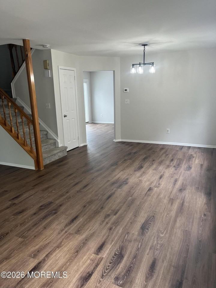 157 Malibu Dr - Photo 4 of 11