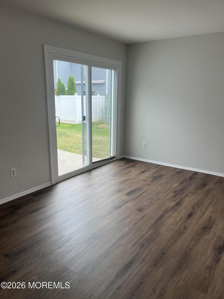 157 Malibu Dr - Photo 7 of 11