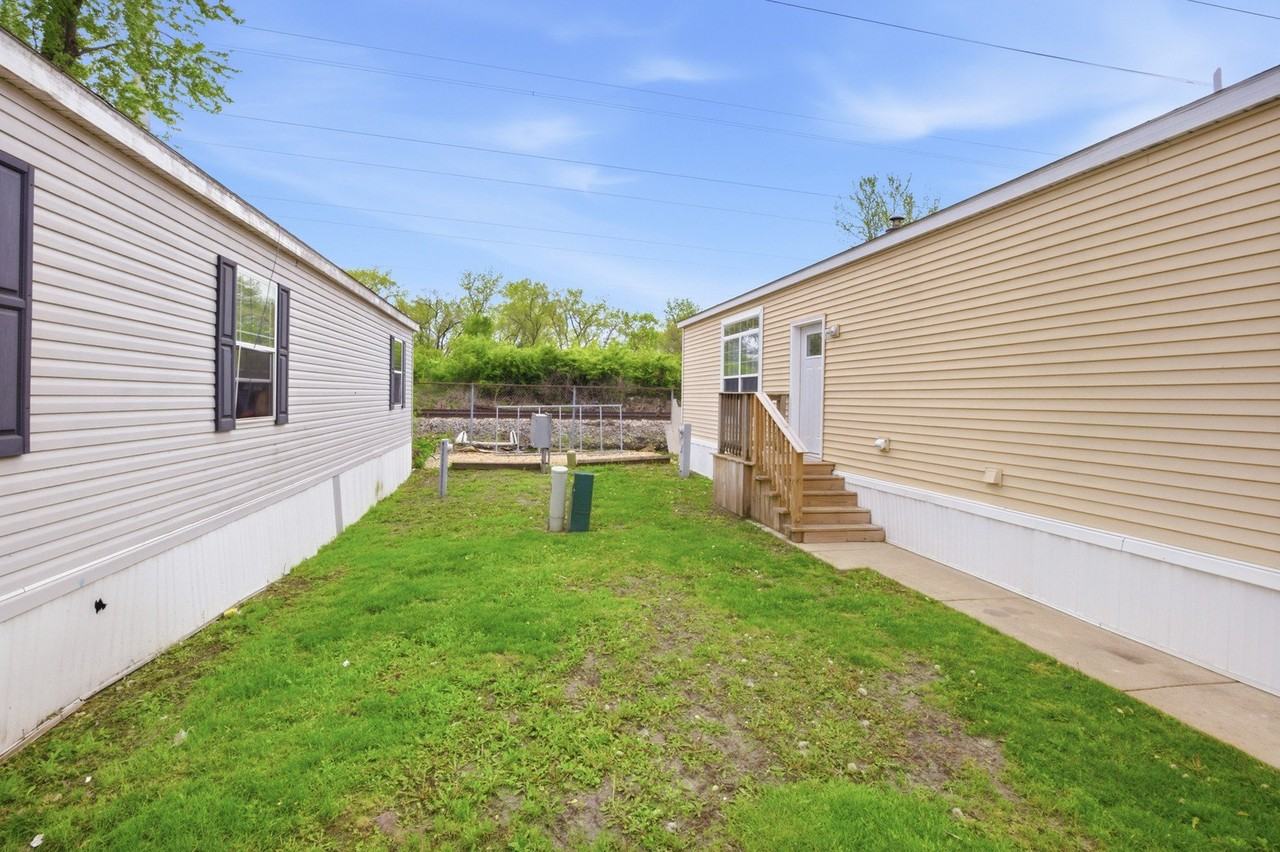 9300 W 79th St - Photo 2 of 10