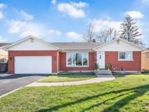 392 E Saint Charles Rd - Photo 1 of 1