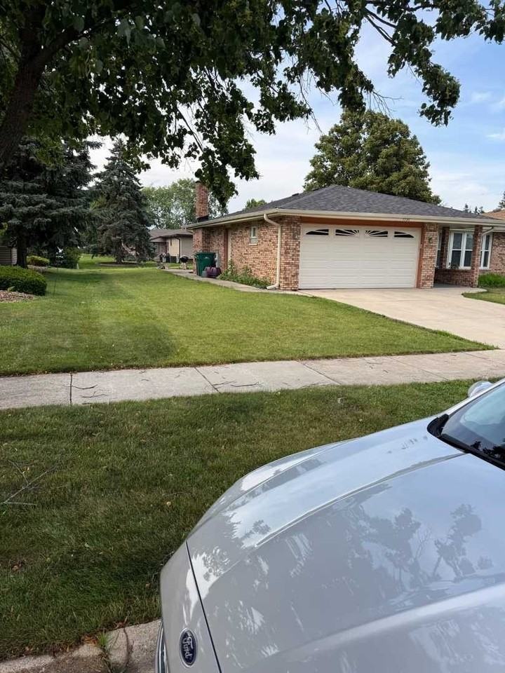 7736 W 157th Pl - Photo 3 of 3