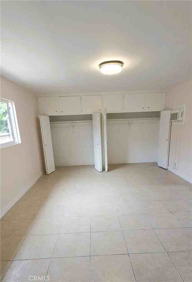 1043 Stichman Ave - Photo 5 of 5