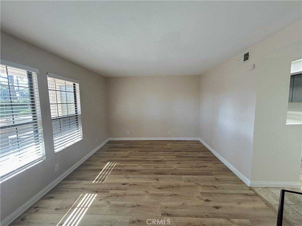 8167 Vineyard Ave - Photo 3 of 22