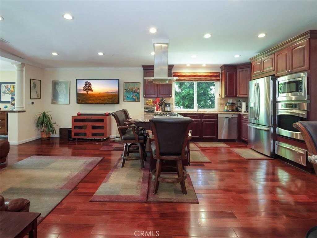 5014 Delacroix Rd - Photo 5 of 21