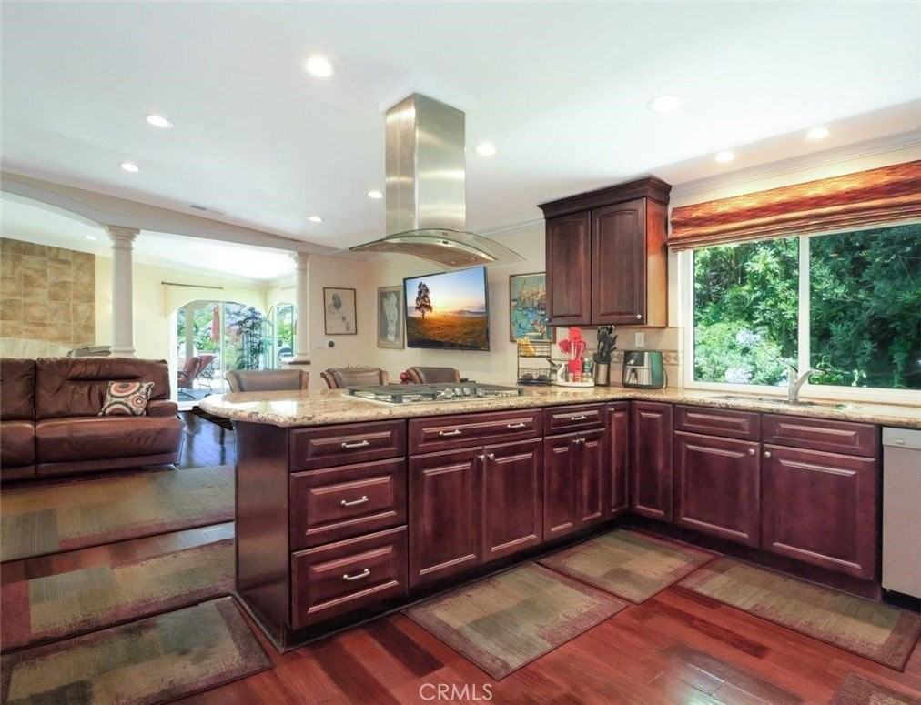 5014 Delacroix Rd - Photo 6 of 21